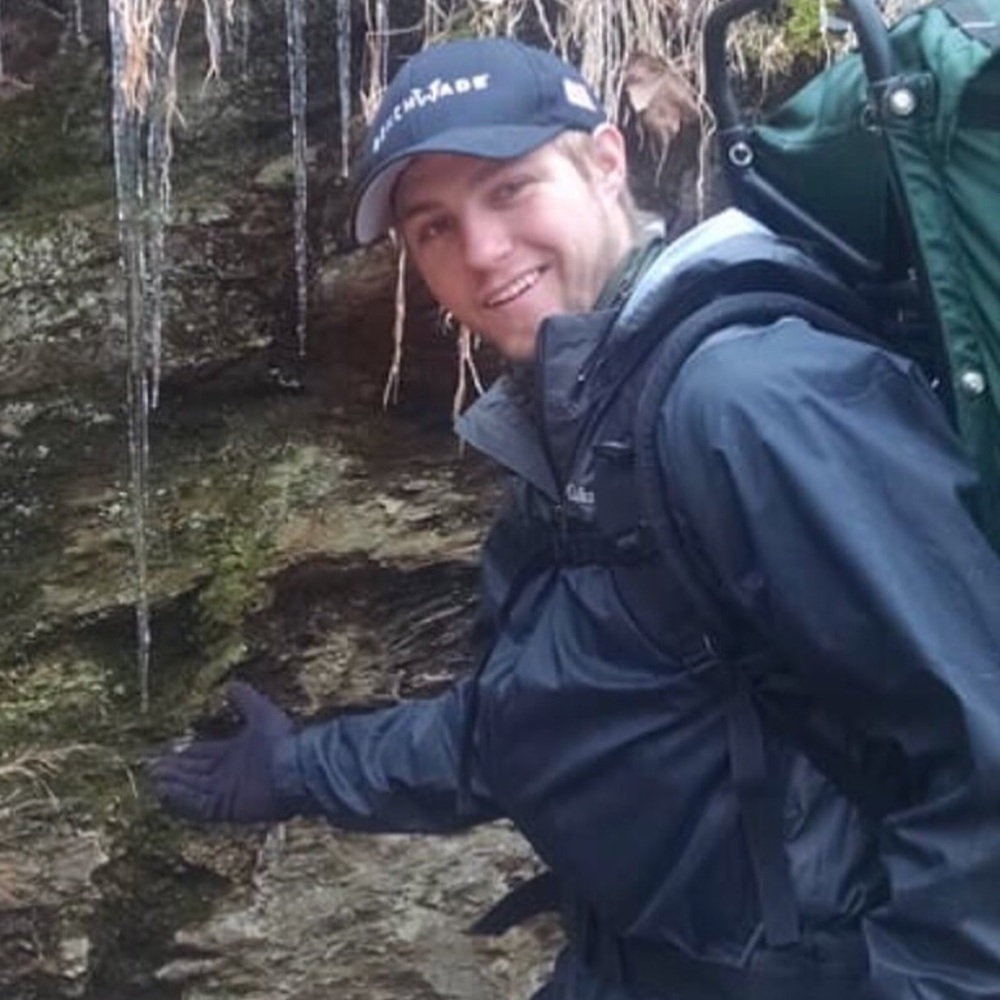 Meet your Posher, Chase